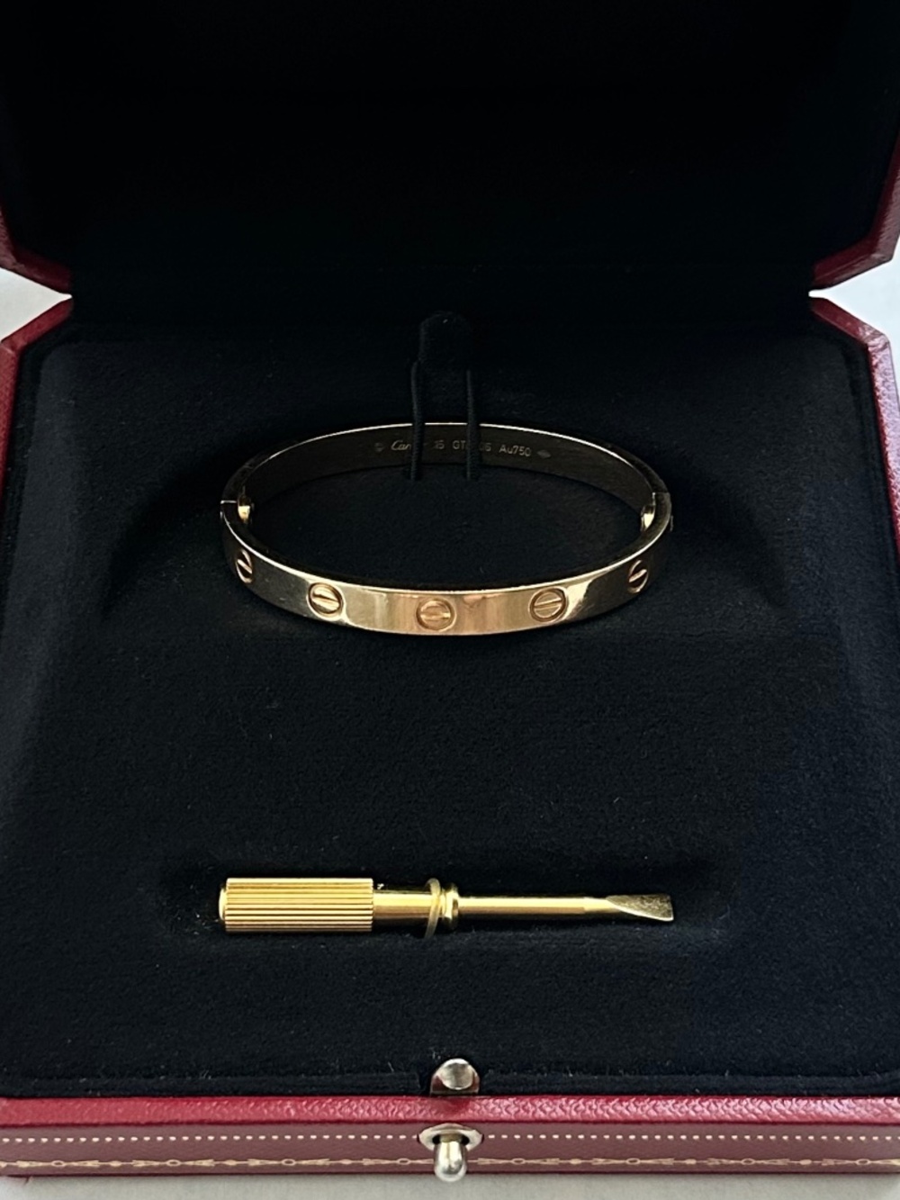 $7,950 Cartier Love Bracelet Classic Model 18K Yellow Gold Size 15 Screw Motif